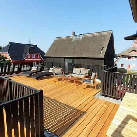 Holiday home Fh Magnolia Fuer 12 Pers. Mit Terrasse + Dachterasse Born